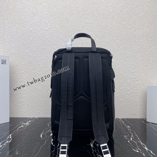 Prada專櫃新款升級版男士背包 2VZ135 普拉達黑色尼龍布雙肩背包 csp1638